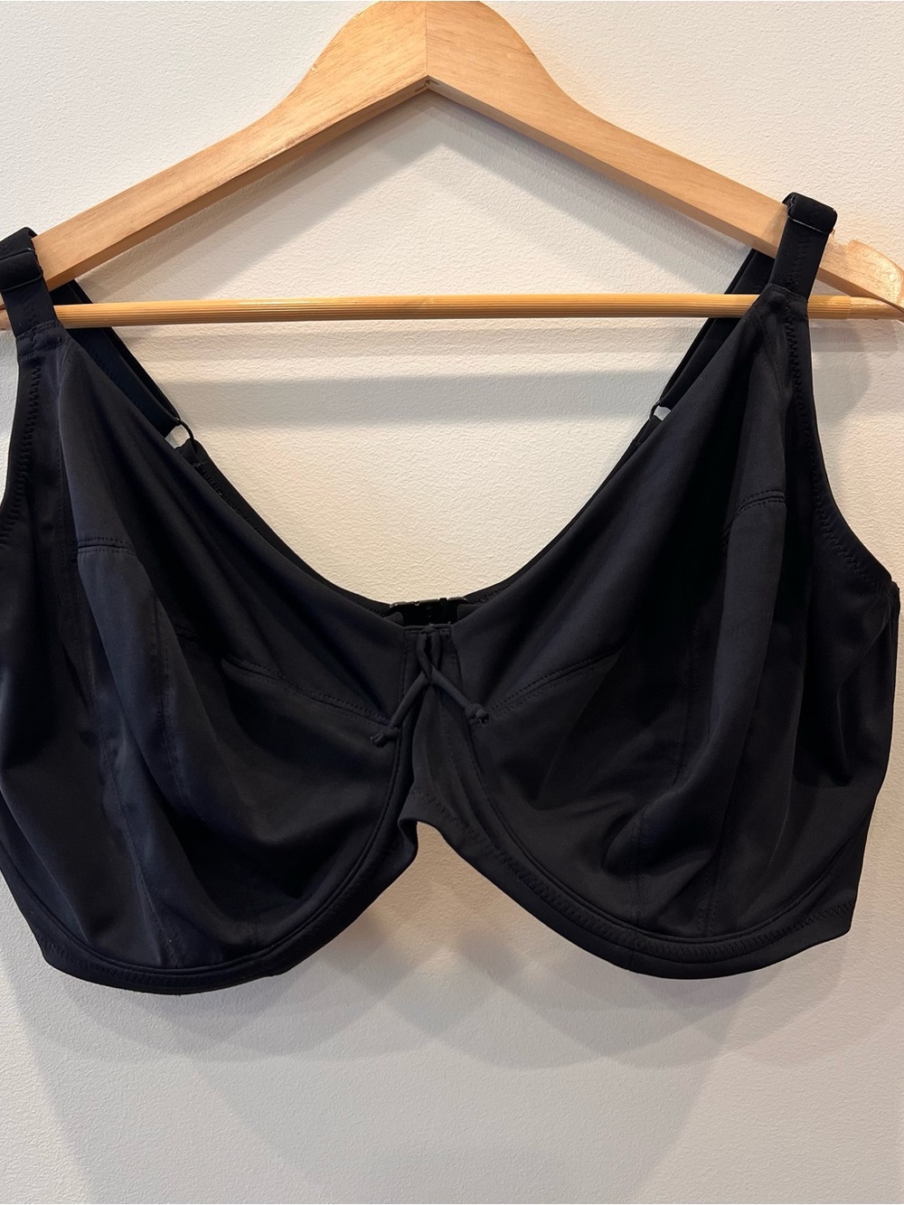 Elomi Plain Sailing Black Full Coverage Underwire Bikini Top 40L EUC